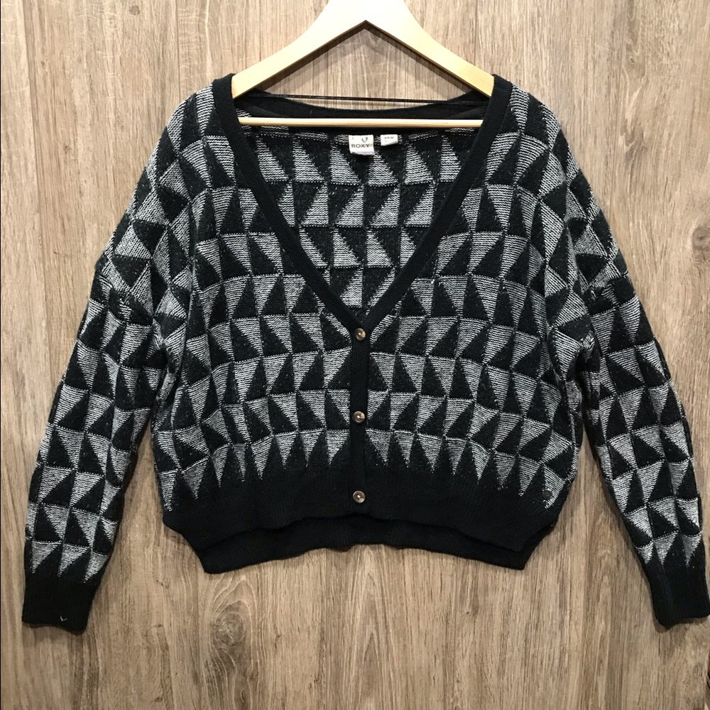 Roxy sweater size Small
